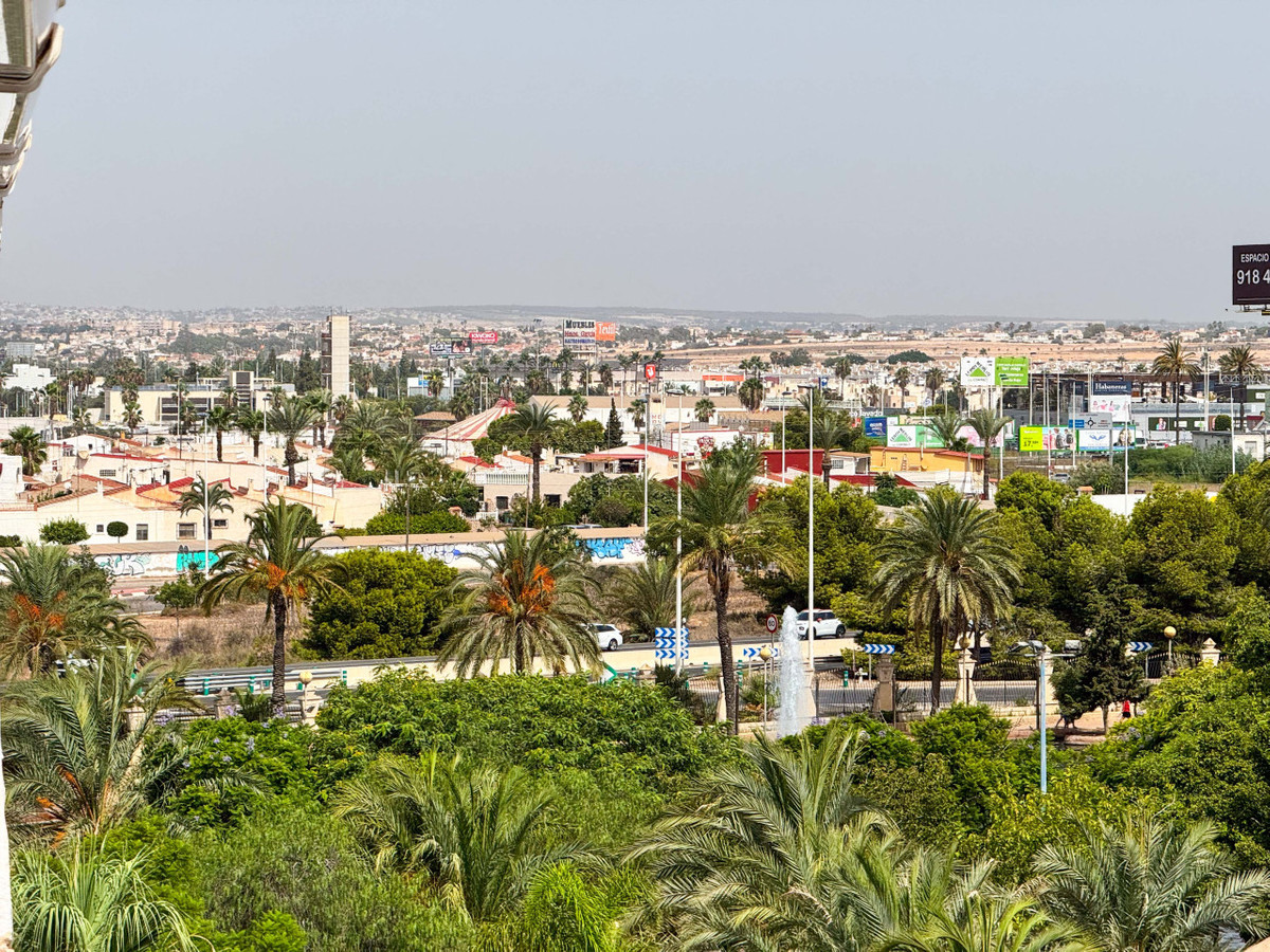 Appartement te koop in Parque de las Naciones | 2 slaapkamers H5295592