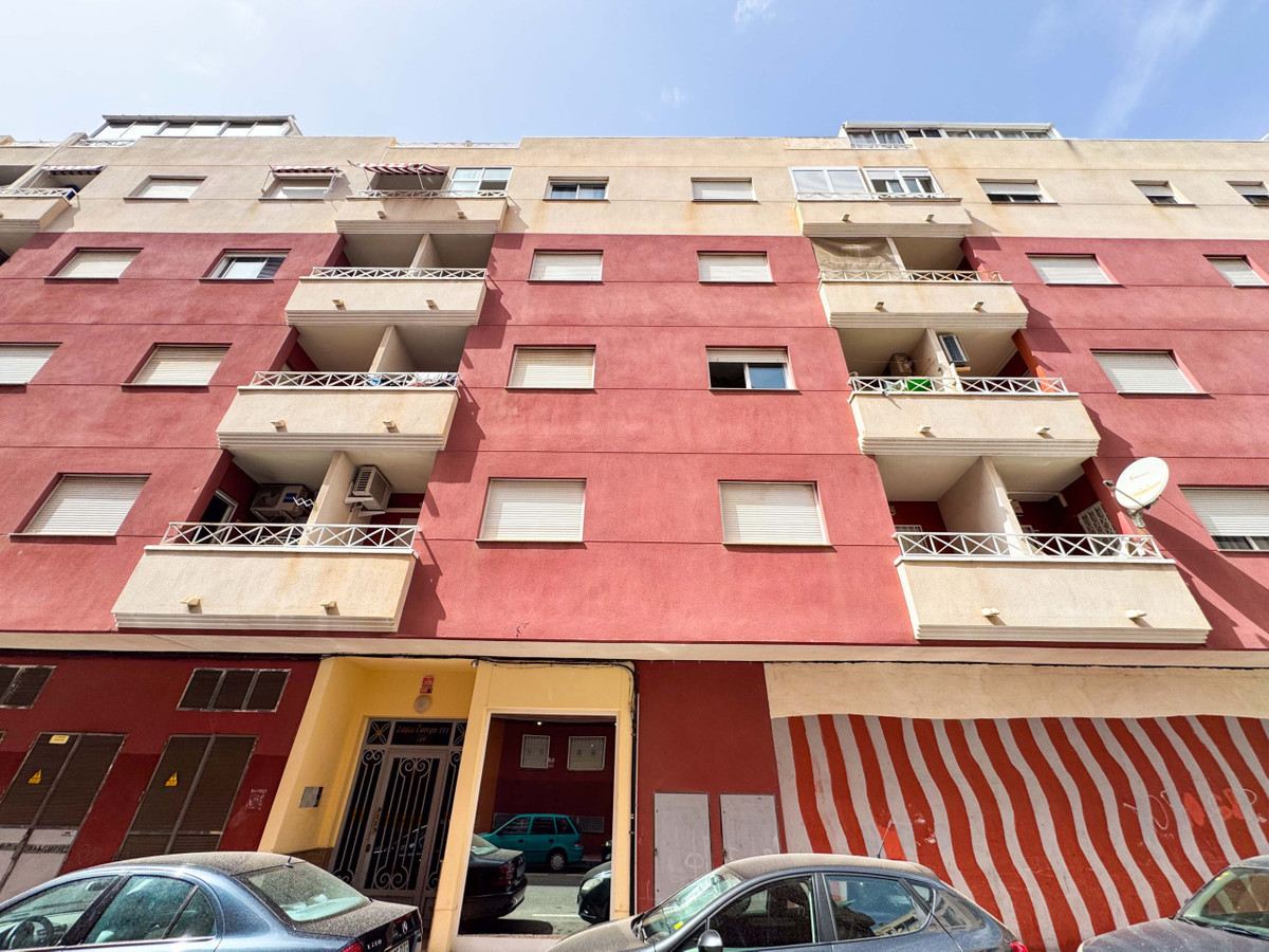 Appartement te koop in Parque de las Naciones | 2 slaapkamers H5295592