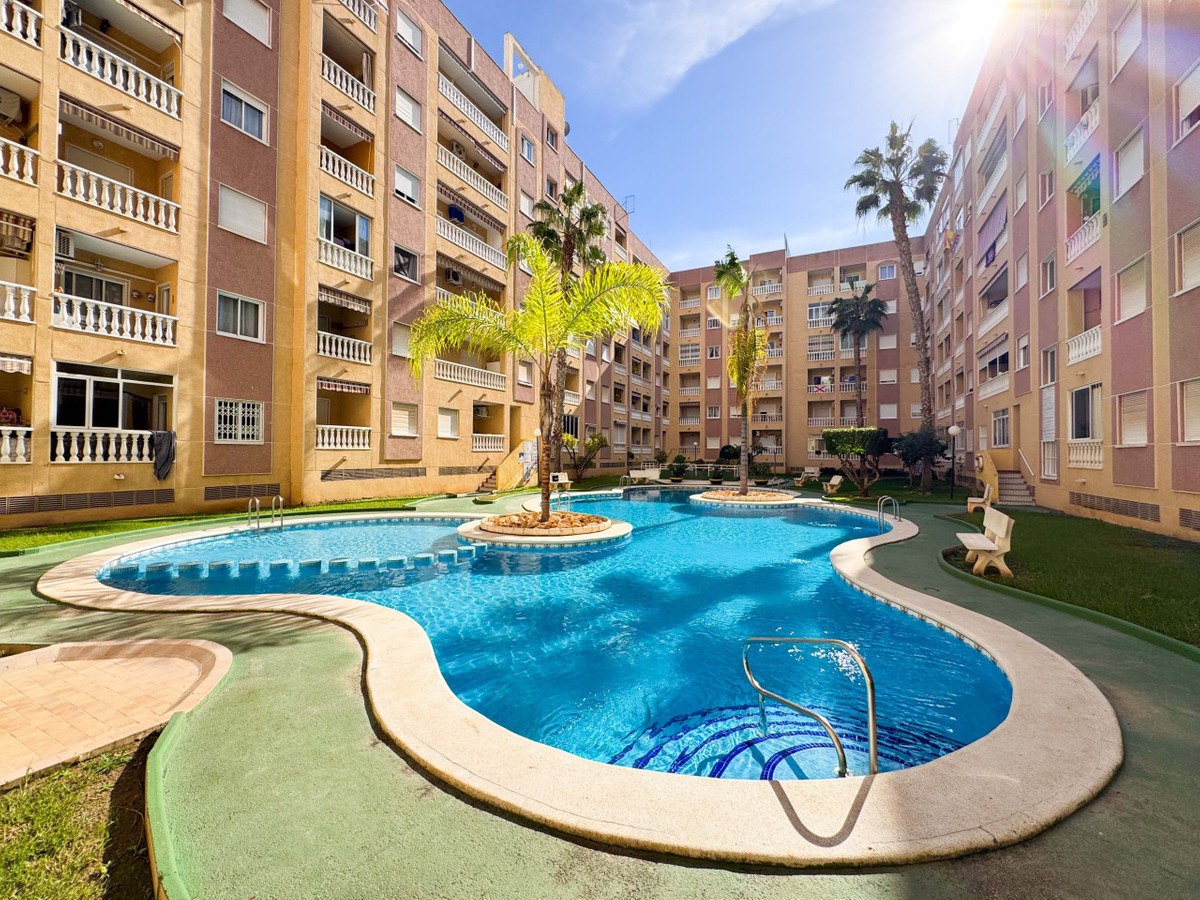 Appartement te koop in Parque de las Naciones | 2 slaapkamers H5295655