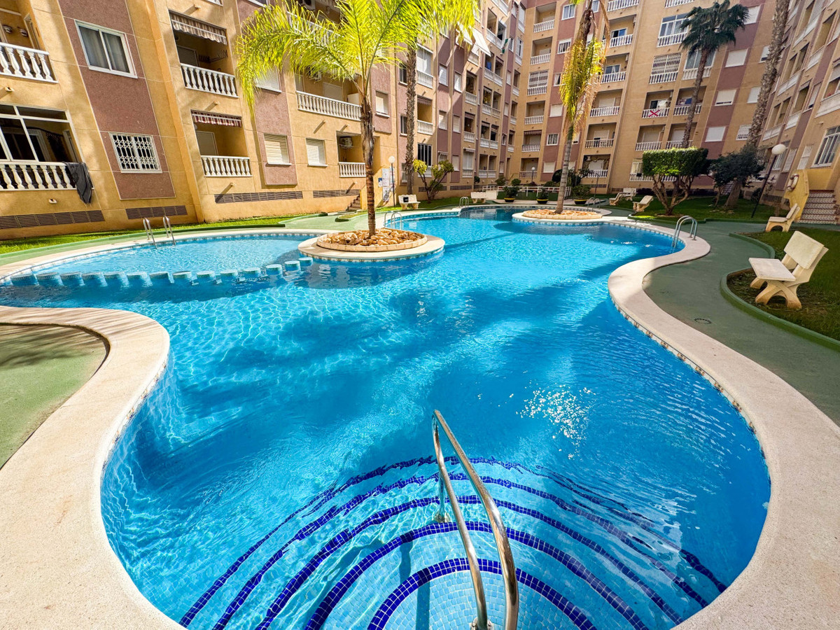 Appartement te koop in Parque de las Naciones | 2 slaapkamers H5295655