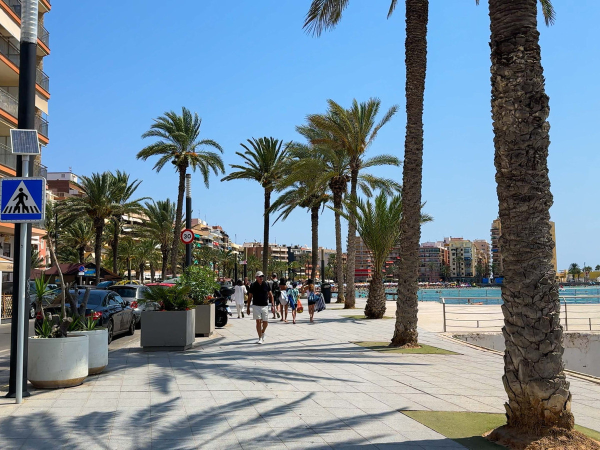 Appartement te koop in Parque de las Naciones | 2 slaapkamers H5295655