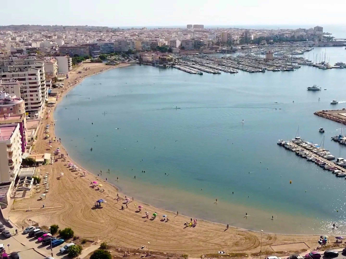 Appartement te koop in Parque de las Naciones | 2 slaapkamers H5295655