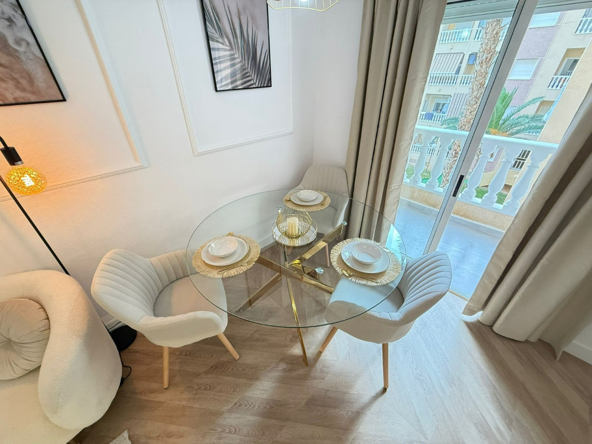 Appartement te koop in Parque de las Naciones | 2 slaapkamers H5295655