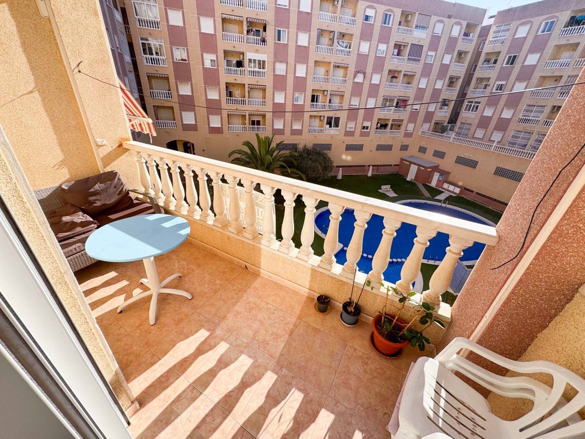 Appartement te koop in Parque de las Naciones | 2 slaapkamers H5295676