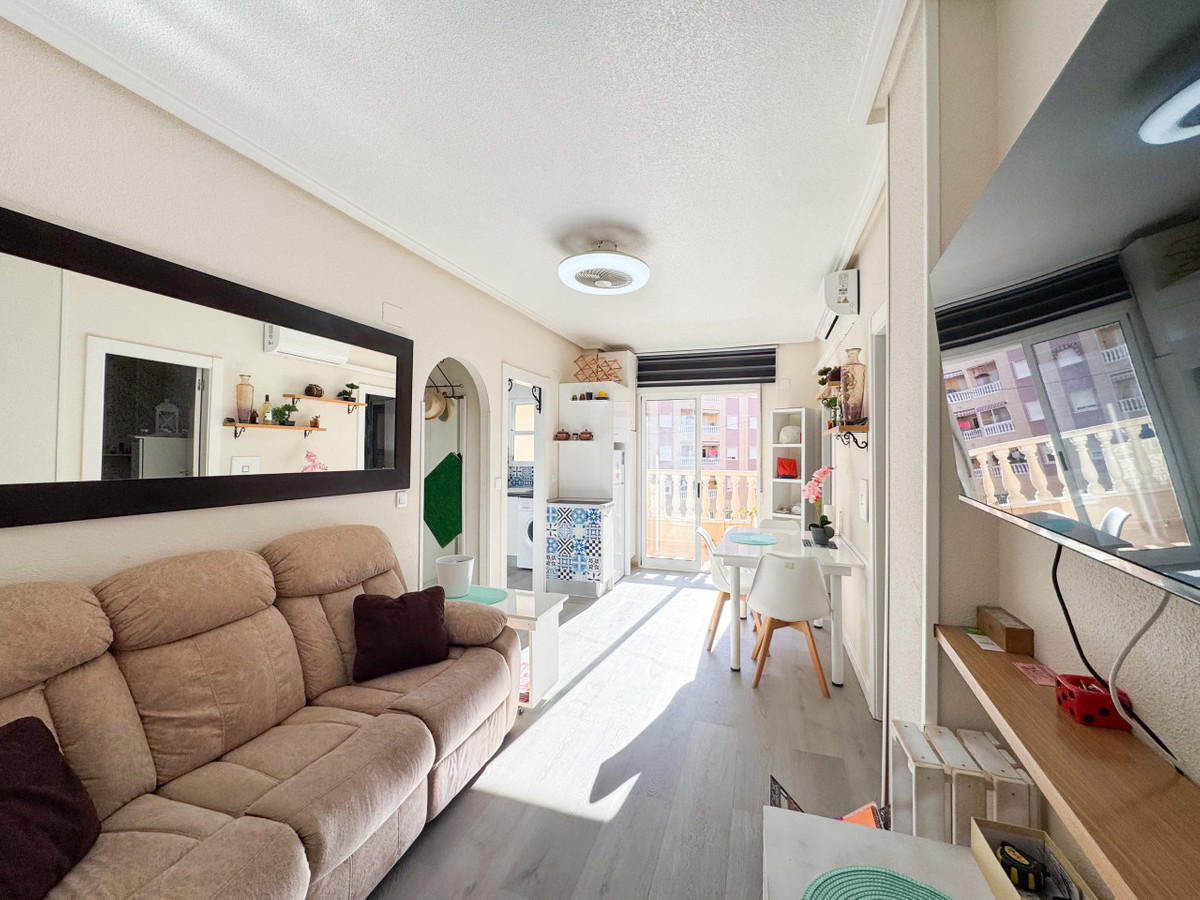 Appartement te koop in Parque de las Naciones | 2 slaapkamers H5295676