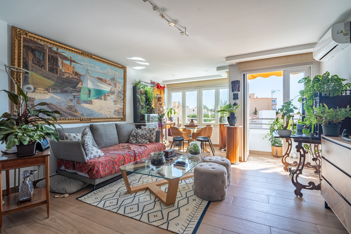Huis te koop in Pedregalejo | 4 slaapkamers H5526439