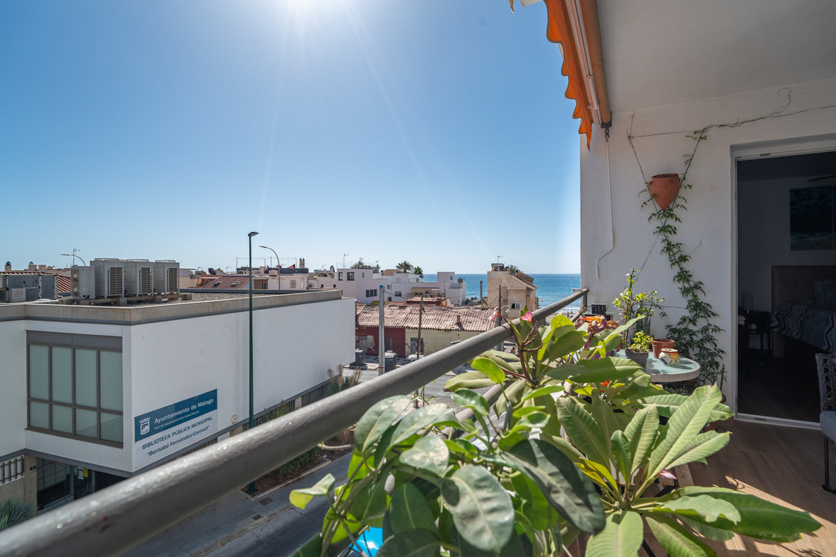 Huis te koop in Pedregalejo | 4 slaapkamers H5526439