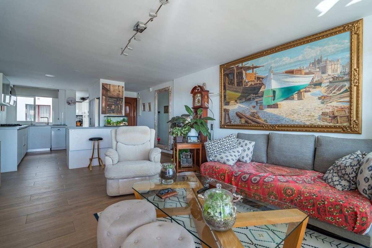 Huis te koop in Pedregalejo | 4 slaapkamers H5526439