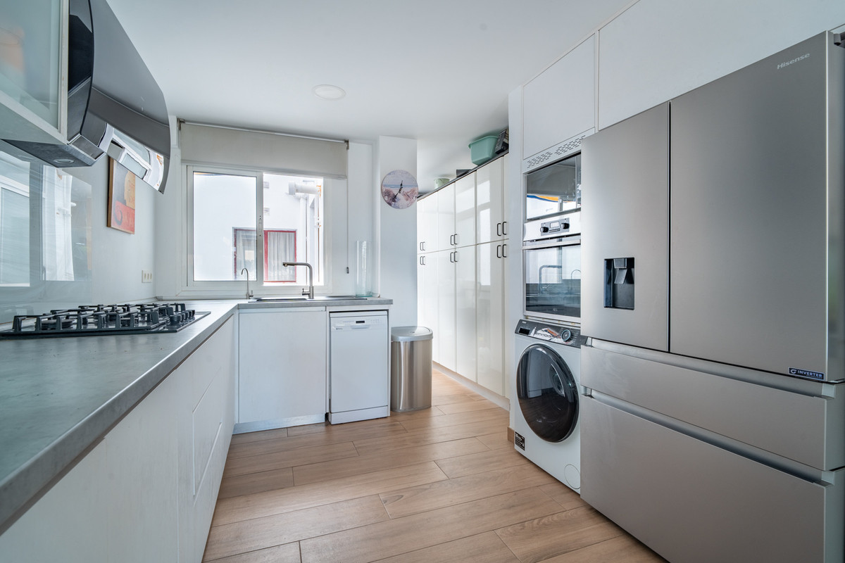 Huis te koop in Pedregalejo | 4 slaapkamers H5526439