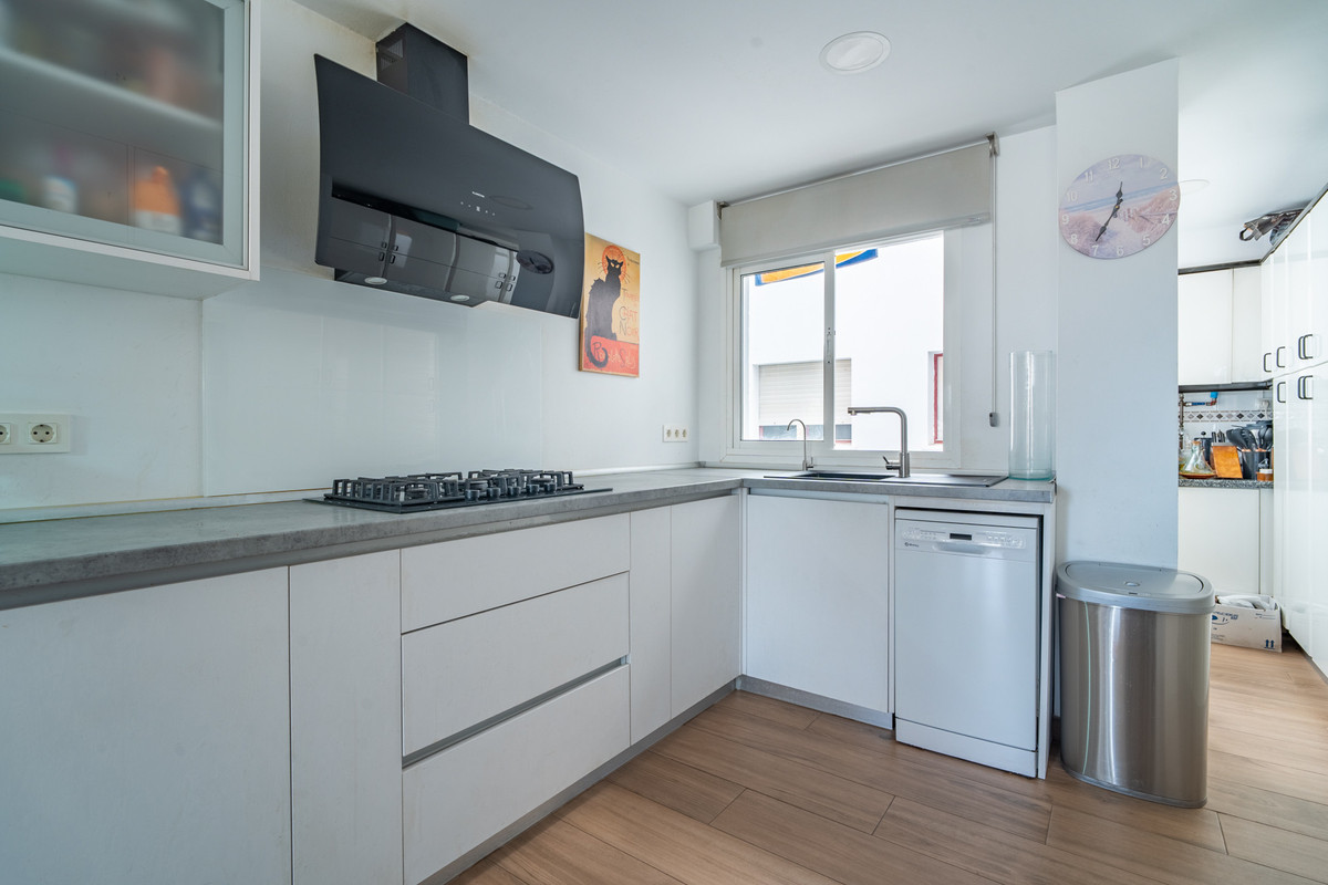 Huis te koop in Pedregalejo | 4 slaapkamers H5526439