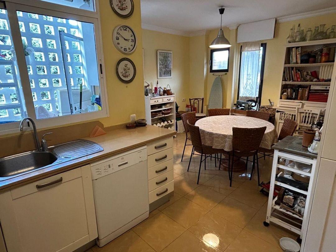 Appartement te koop in Pedregalejo | 5 slaapkamers H5529364