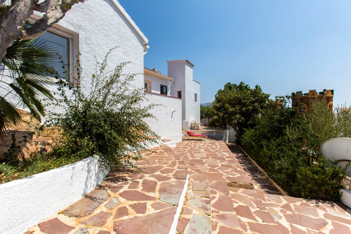 Property main view 32