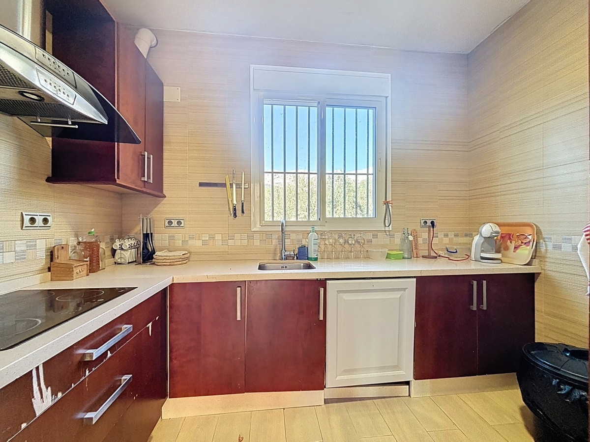 Huis te koop in Periana | 6 slaapkamers H5325478