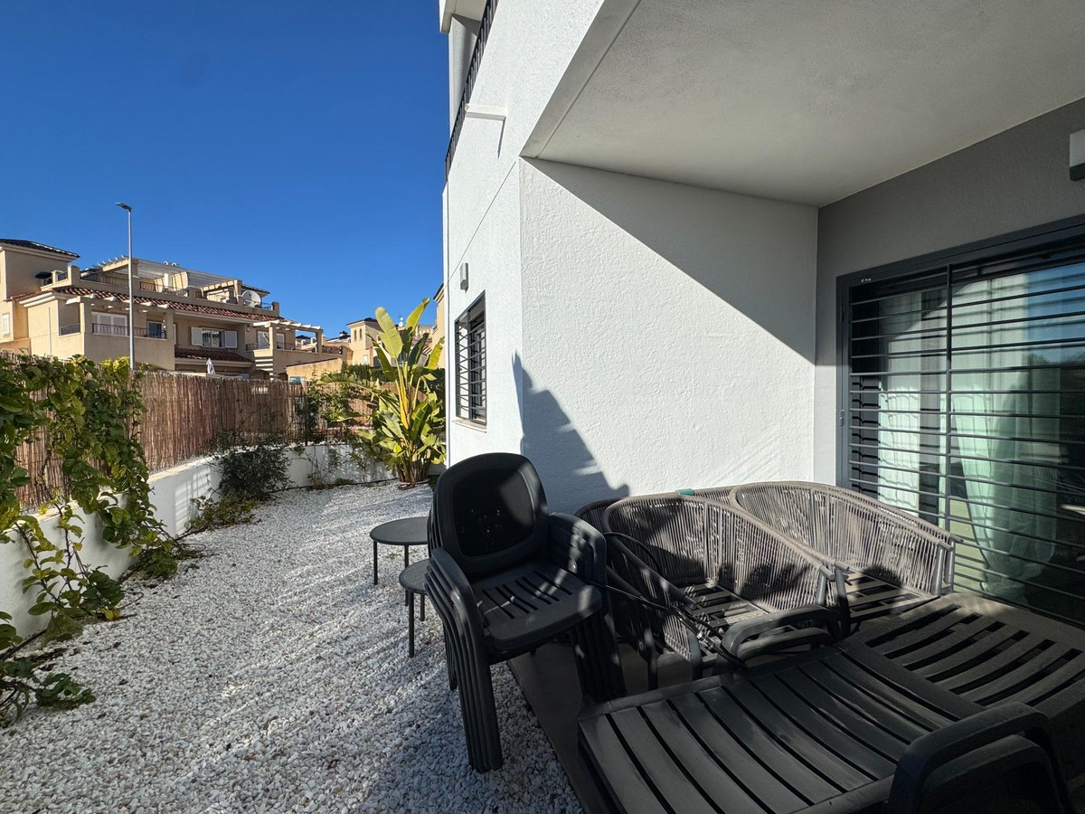 Appartement te koop in Pilar de la Horadada | 2 slaapkamers H5296588