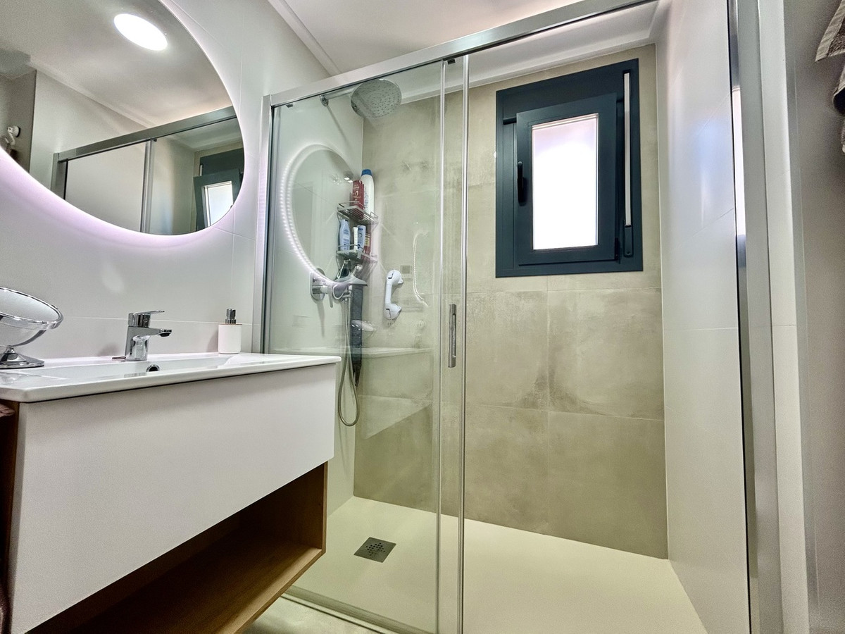 Appartement te koop in Pilar de la Horadada | 2 slaapkamers H5391394