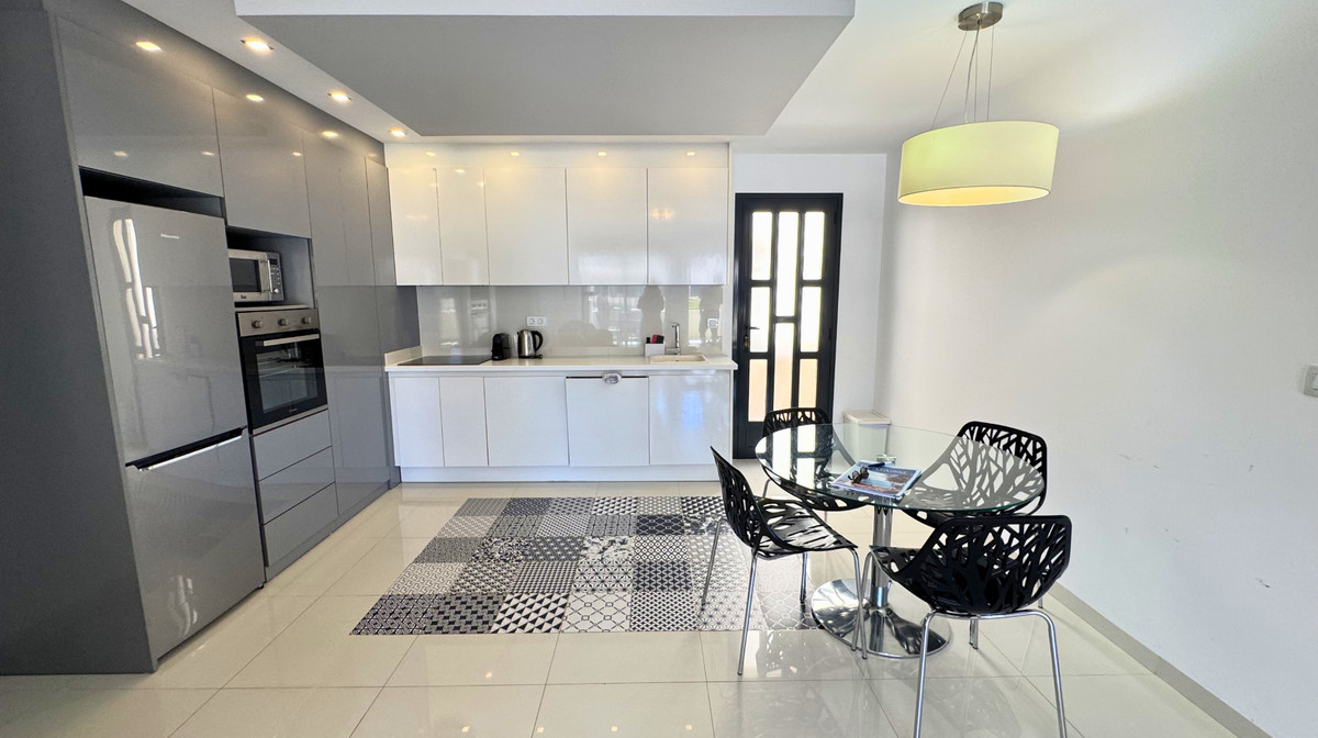 Appartement te koop in Pilar de la Horadada | 2 slaapkamers H5432509