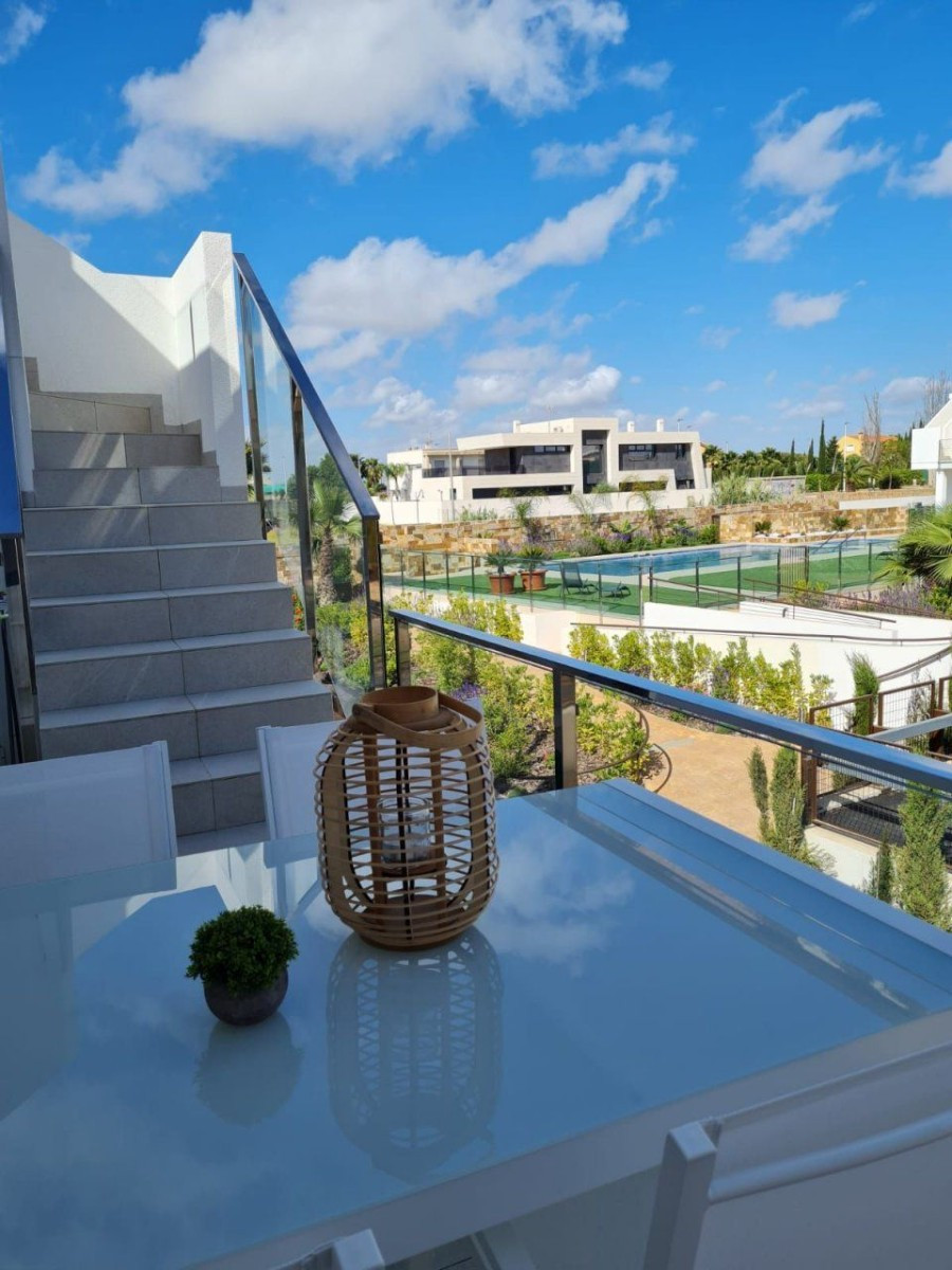 Appartement te koop in Pilar de la Horadada | 2 slaapkamers H5435326