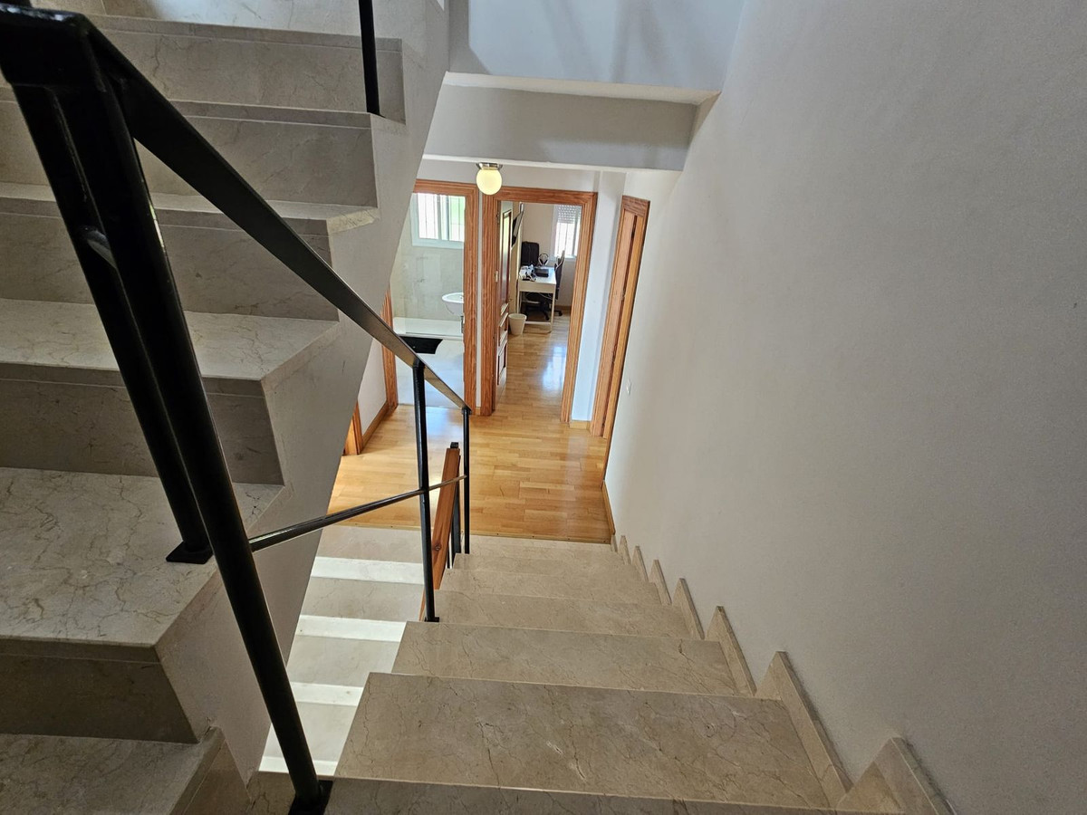 Appartement te koop in Pinares de San Antón | 4 slaapkamers H5448823