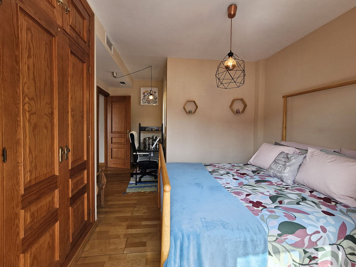 Appartement te koop in Pinares de San Antón | 4 slaapkamers H5448823