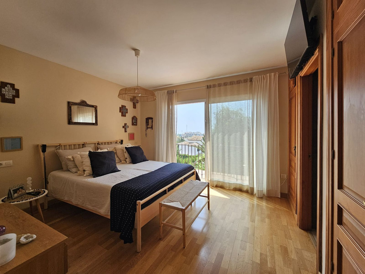Appartement te koop in Pinares de San Antón | 4 slaapkamers H5448823