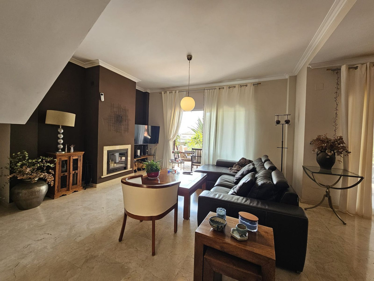 Appartement te koop in Pinares de San Antón | 4 slaapkamers H5448823
