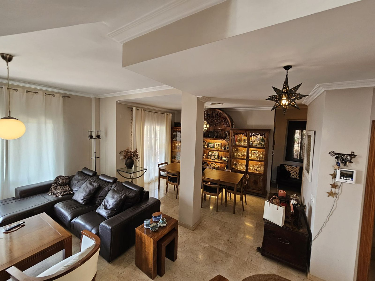 Appartement te koop in Pinares de San Antón | 4 slaapkamers H5448823