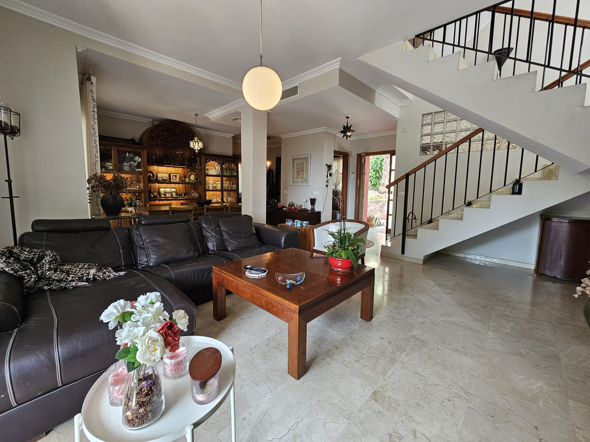 Appartement te koop in Pinares de San Antón | 4 slaapkamers H5448823