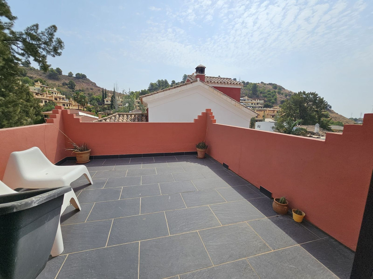 Appartement te koop in Pinares de San Antón | 4 slaapkamers H5448823