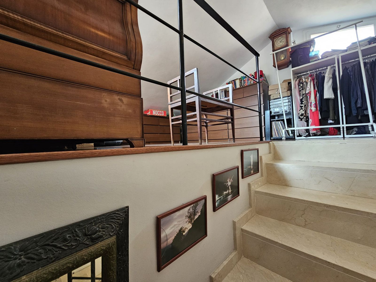 Appartement te koop in Pinares de San Antón | 4 slaapkamers H5448823