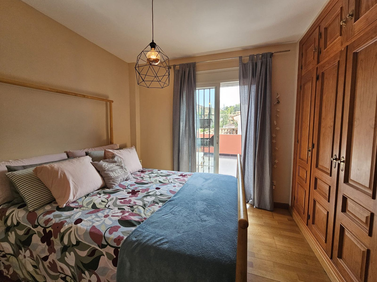 Appartement te koop in Pinares de San Antón | 4 slaapkamers H5448823