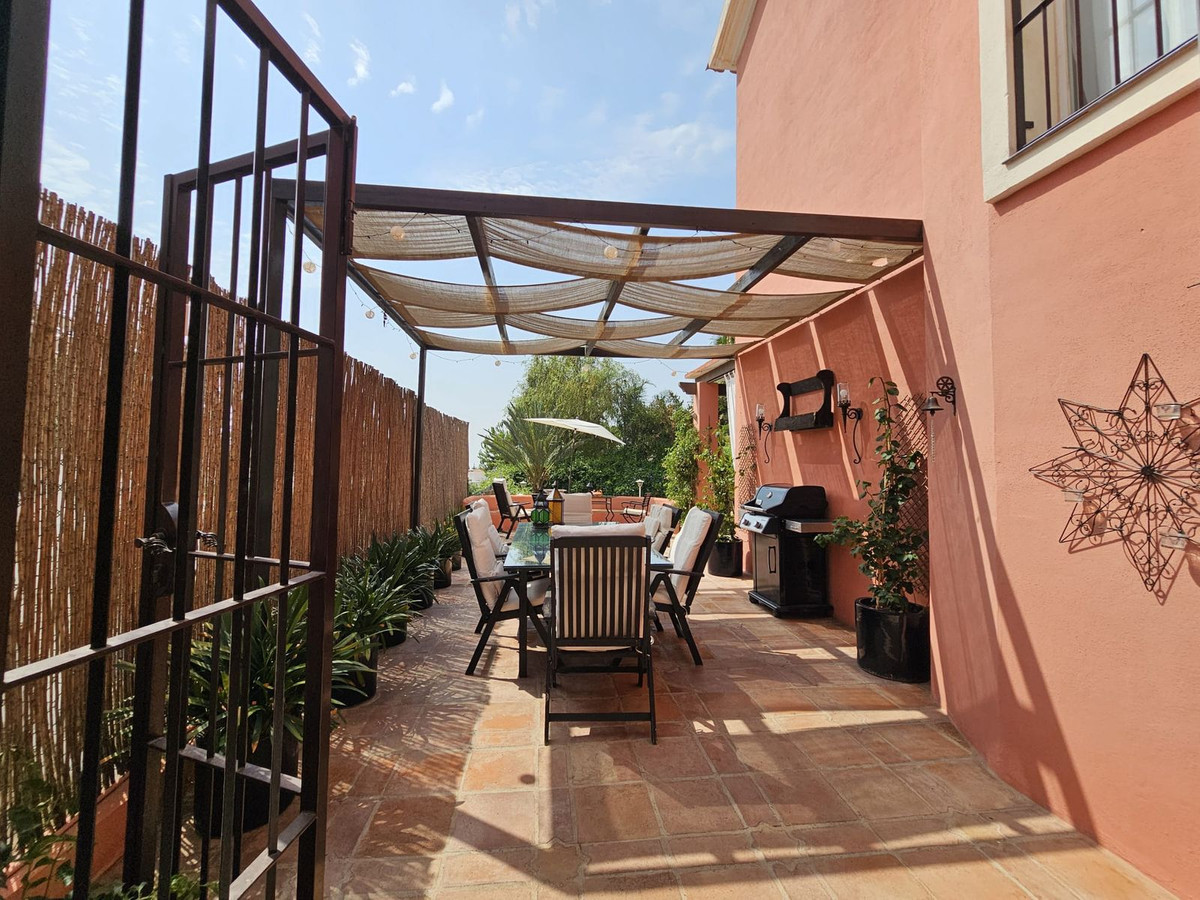 Appartement te koop in Pinares de San Antón | 4 slaapkamers H5448823