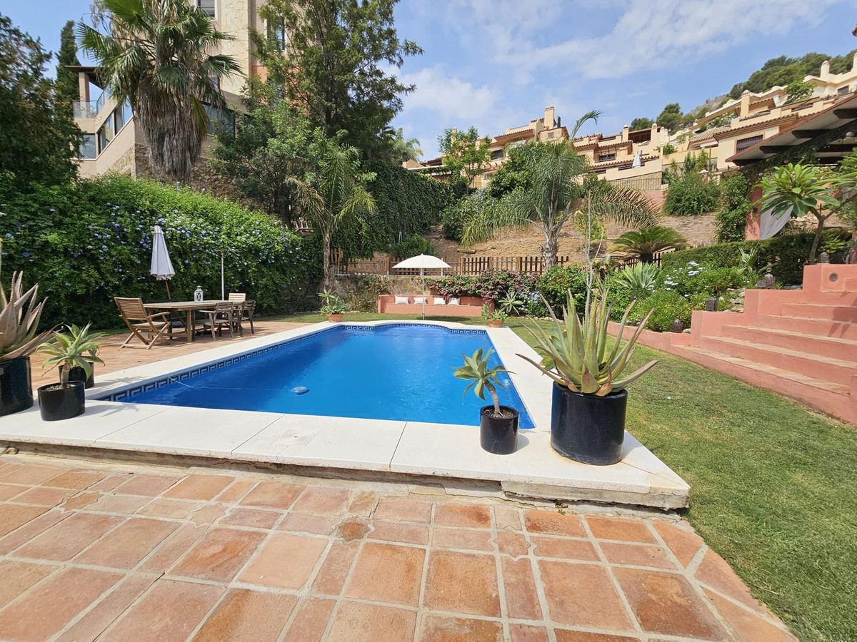 Appartement te koop in Pinares de San Antón | 4 slaapkamers H5448823