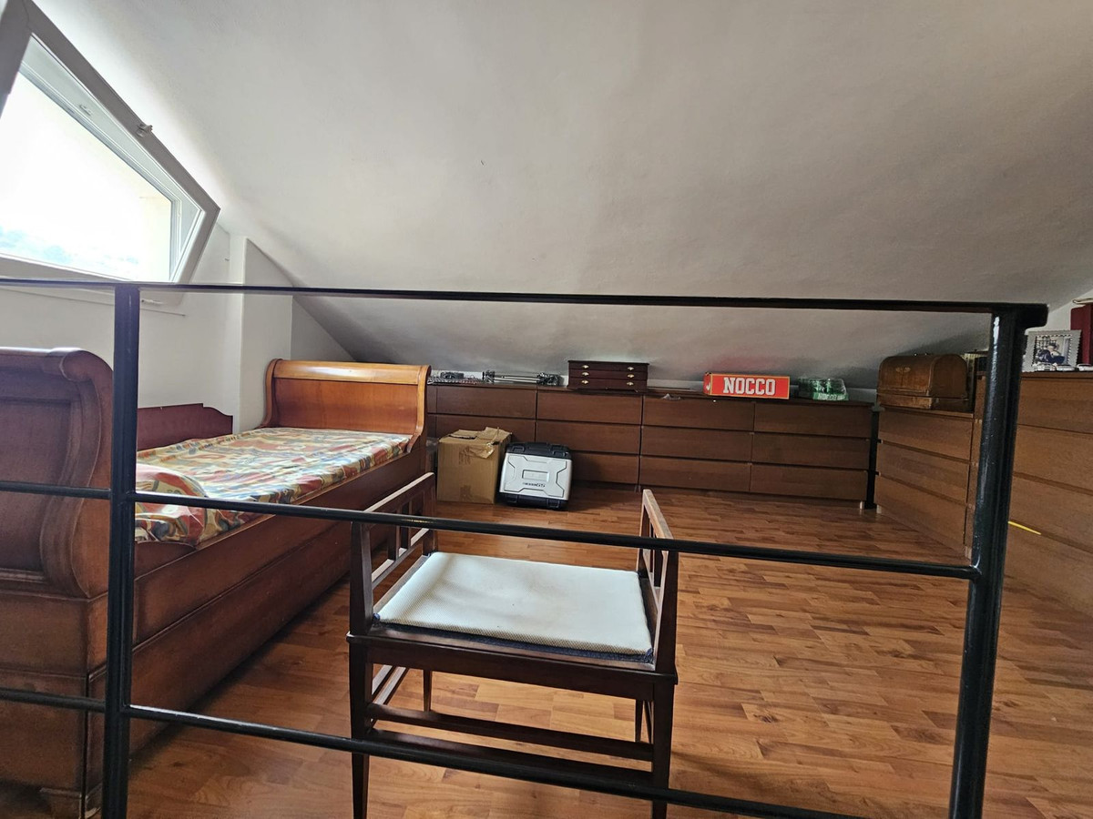 Appartement te koop in Pinares de San Antón | 4 slaapkamers H5448823