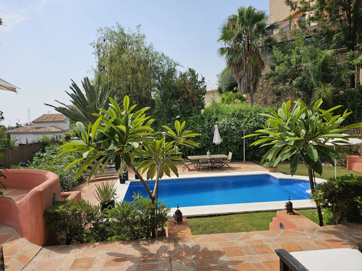Appartement te koop in Pinares de San Antón | 4 slaapkamers H5448823