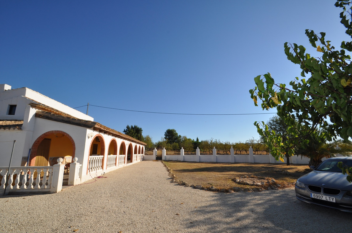 Finca - Cortijo te koop in Pinoso | 8 slaapkamers H5291611