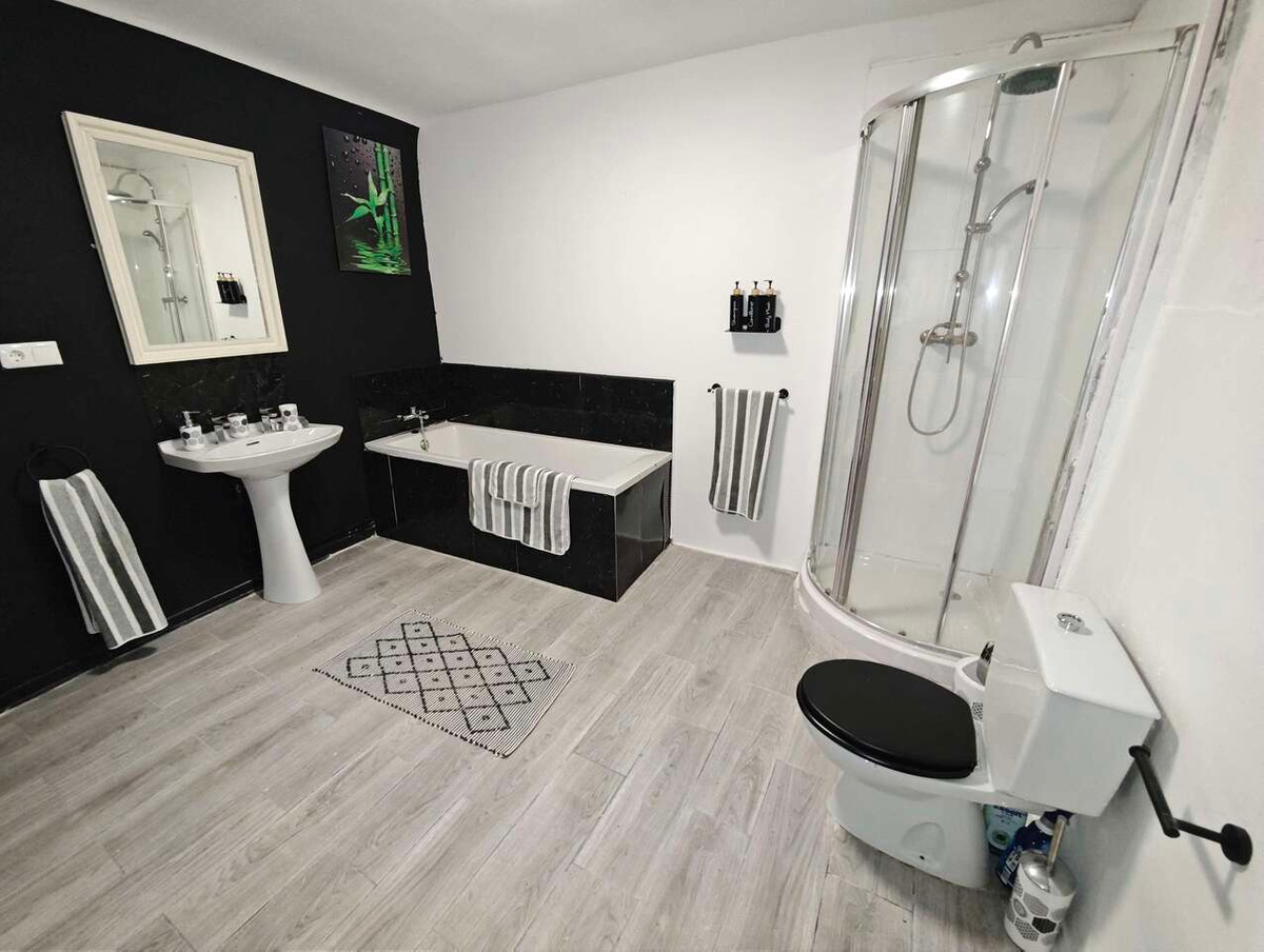 Huis te koop in Pinoso | 5 slaapkamers H5300140