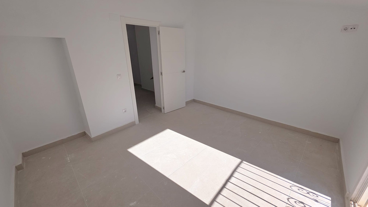 Appartement te koop in Pinoso | 3 slaapkamers H5393587