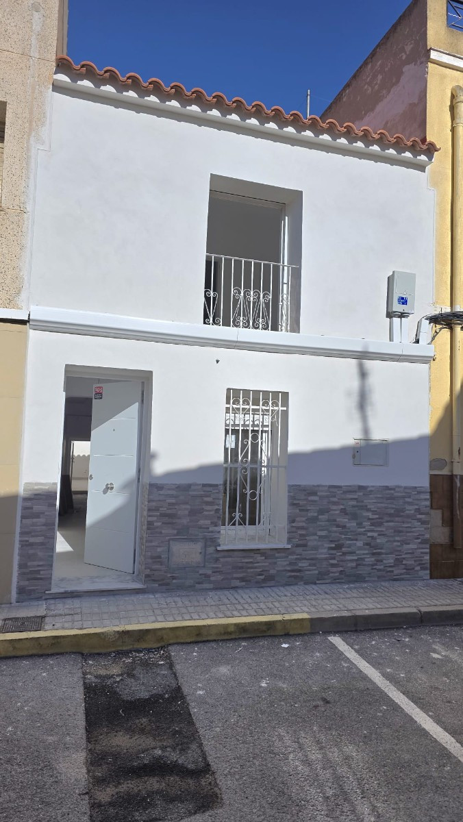 Appartement te koop in Pinoso | 3 slaapkamers H5393587