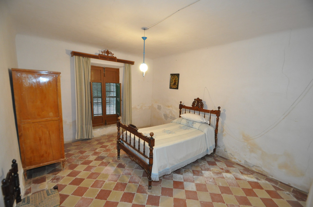 Appartement te koop in Pinoso | 6 slaapkamers H5407723