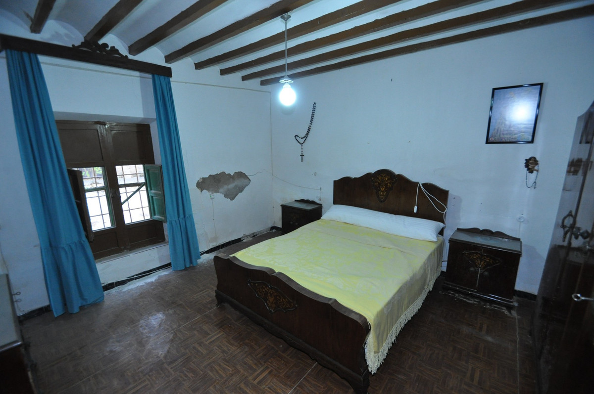 Appartement te koop in Pinoso | 6 slaapkamers H5407723
