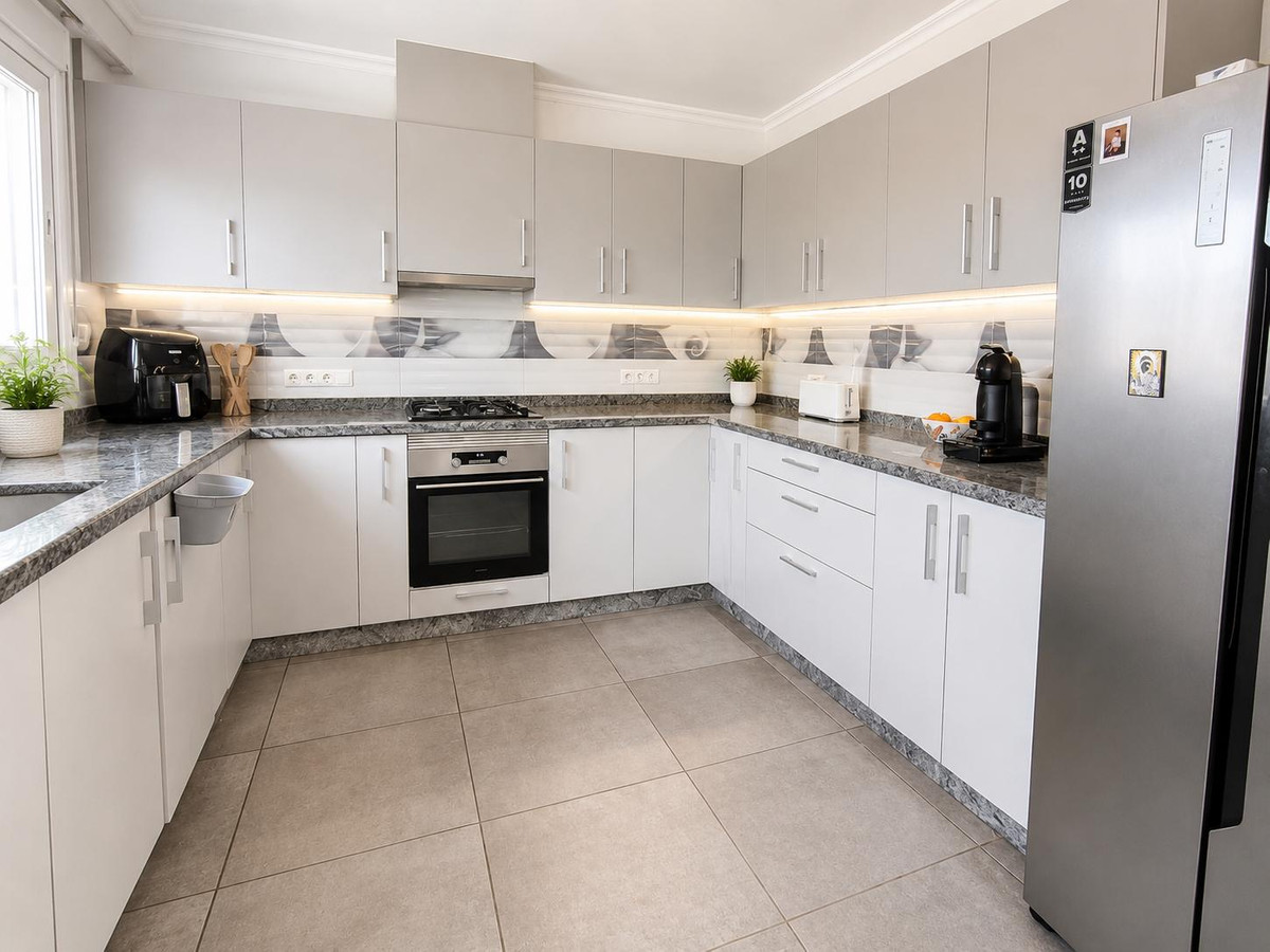 Appartement te koop in Pinoso | 4 slaapkamers H5456407