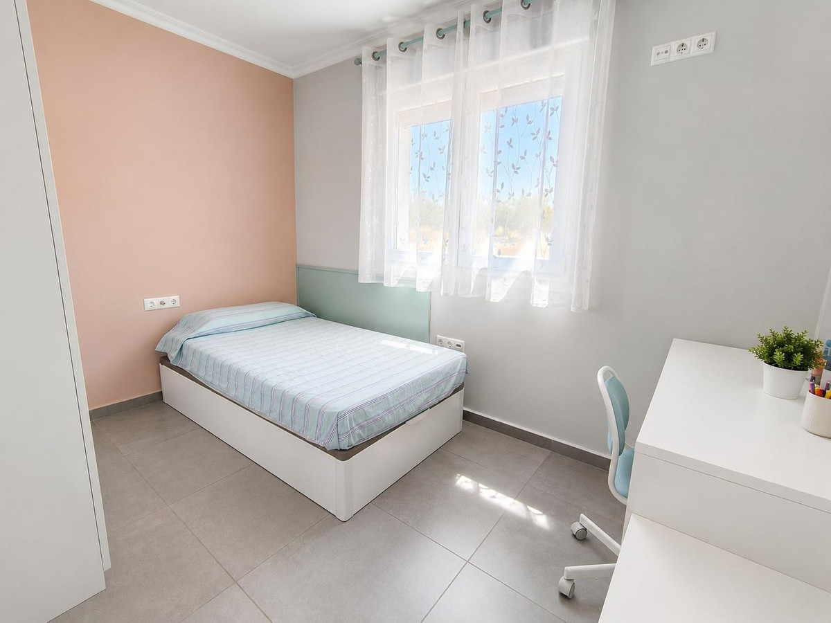 Appartement te koop in Pinoso | 4 slaapkamers H5456407
