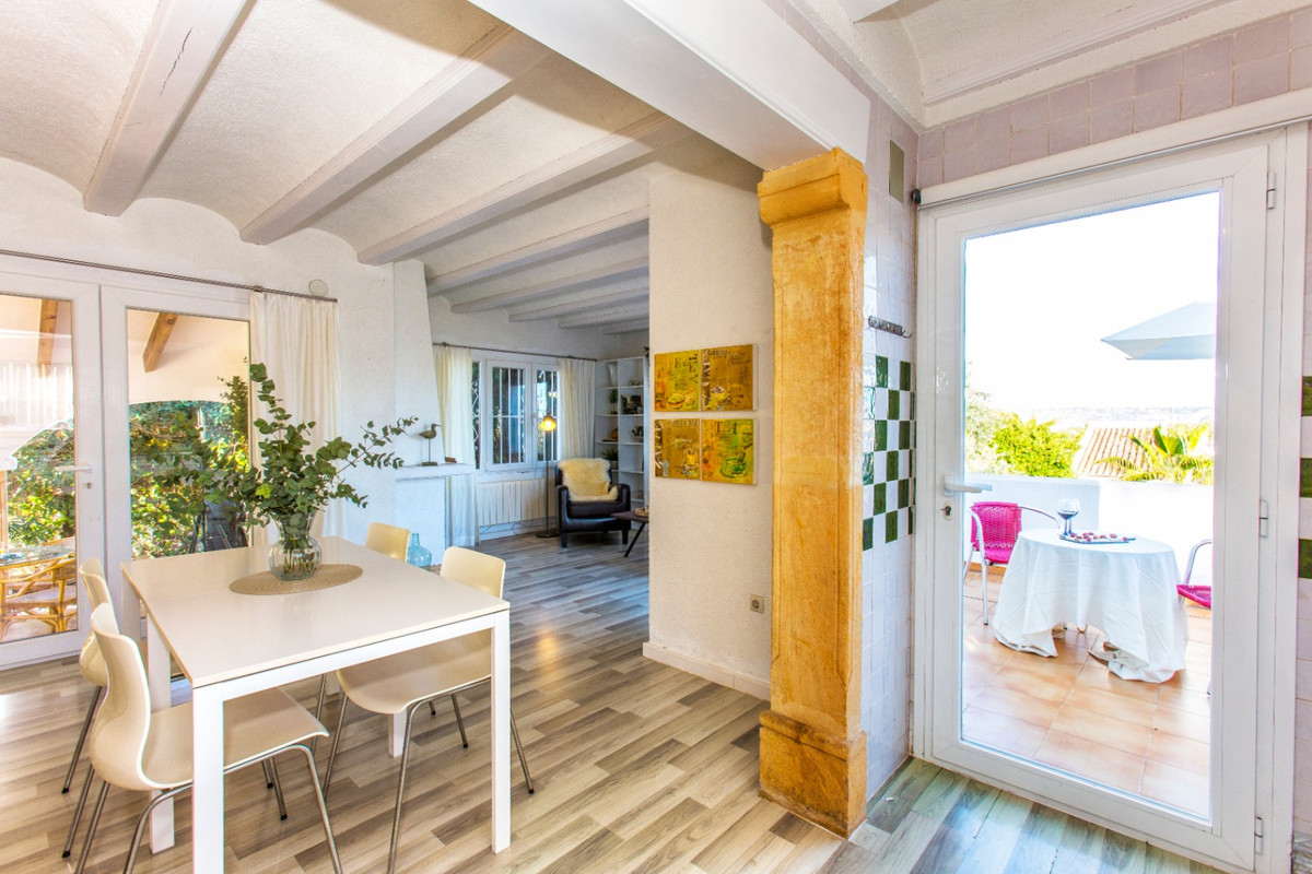 Appartement te koop in Pinosol | 3 slaapkamers H5287408