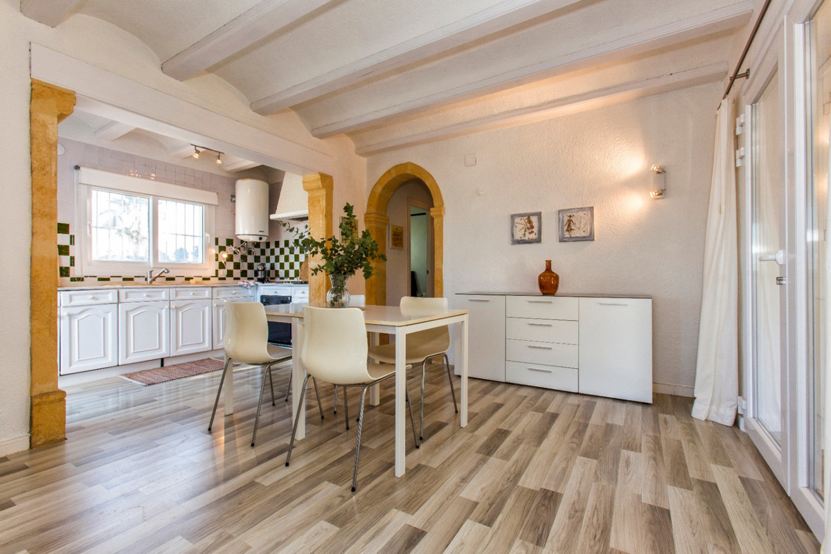 Appartement te koop in Pinosol | 3 slaapkamers H5287408