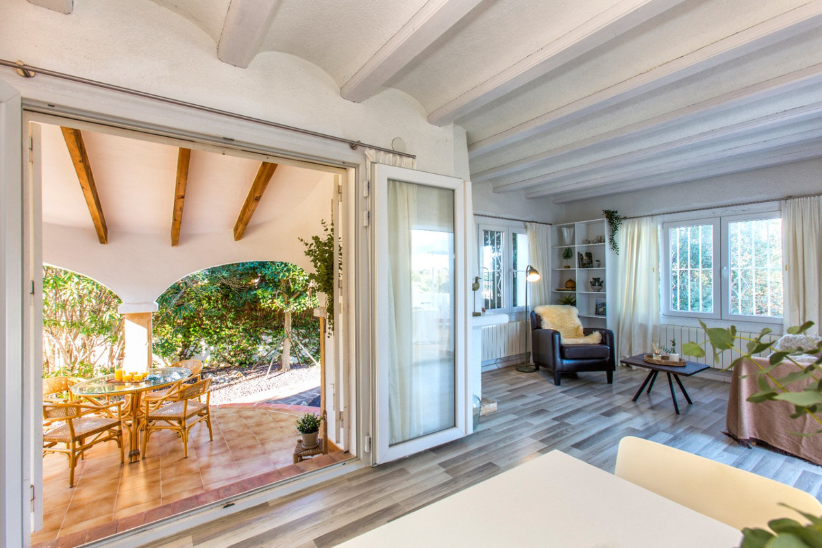 Appartement te koop in Pinosol | 3 slaapkamers H5287408