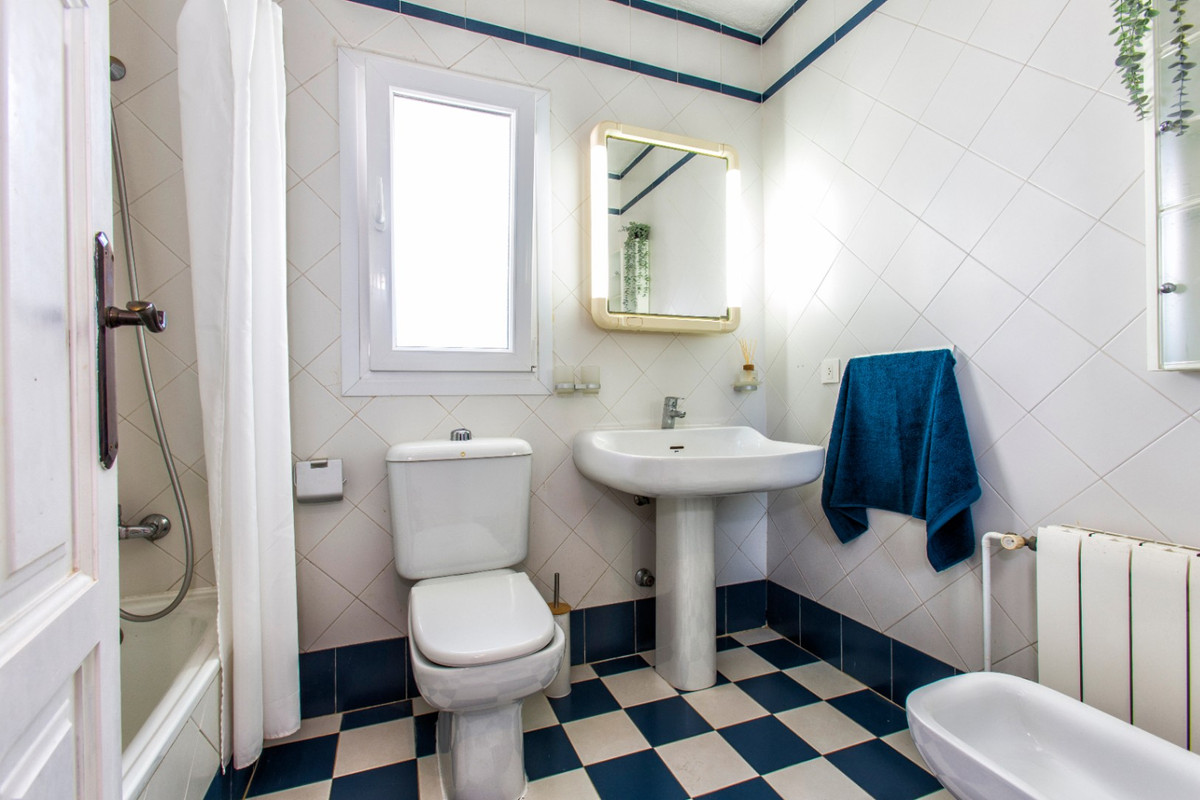 Appartement te koop in Pinosol | 3 slaapkamers H5287408