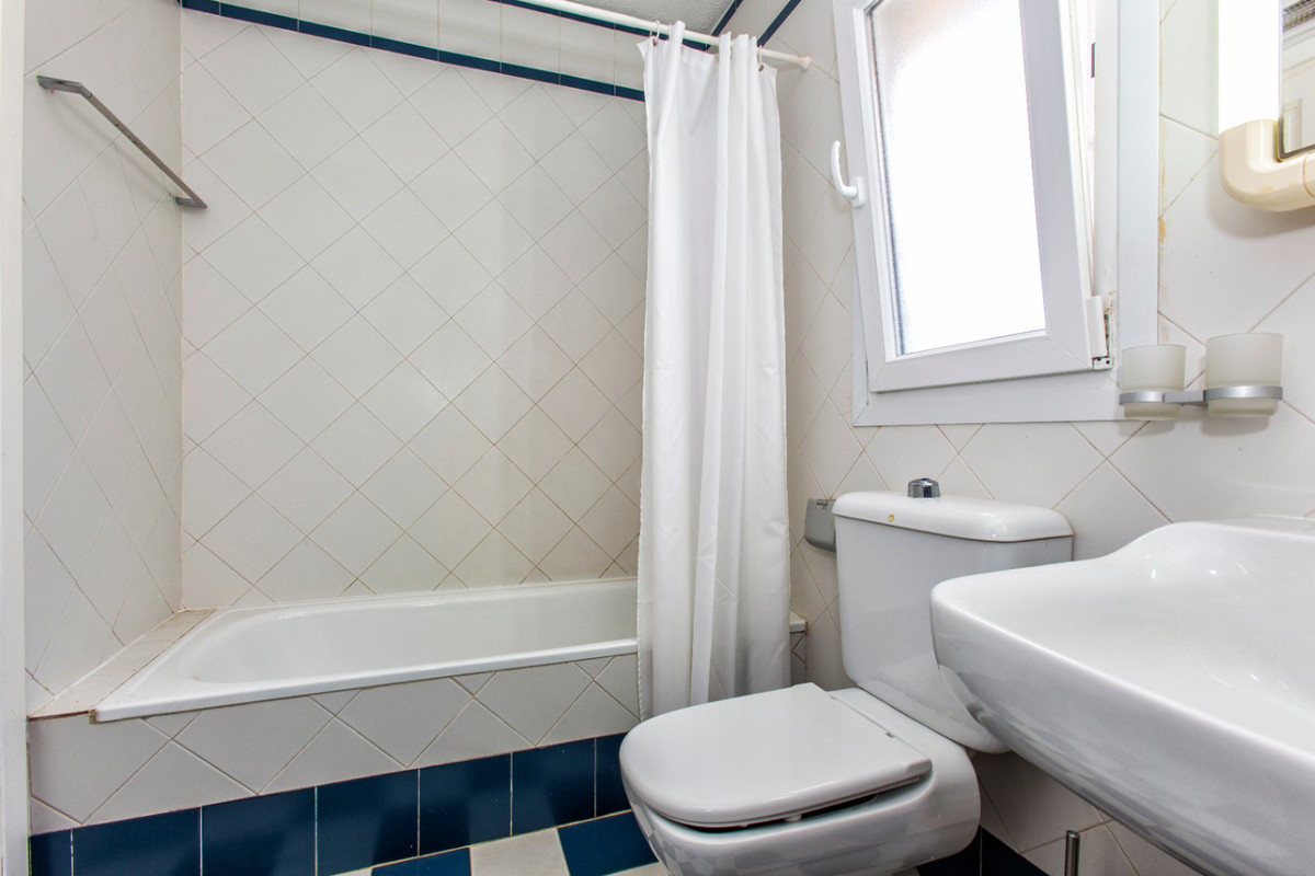 Appartement te koop in Pinosol | 3 slaapkamers H5287408