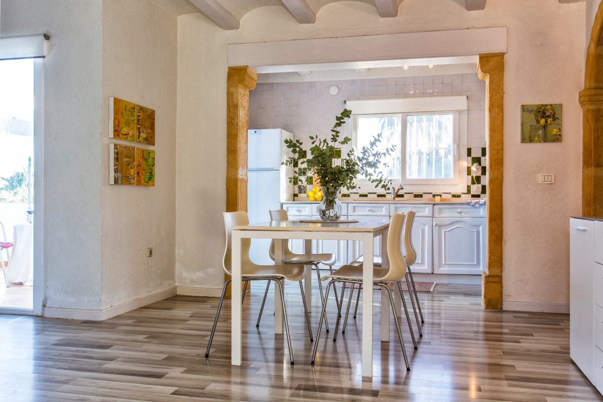 Appartement te koop in Pinosol | 3 slaapkamers H5287408