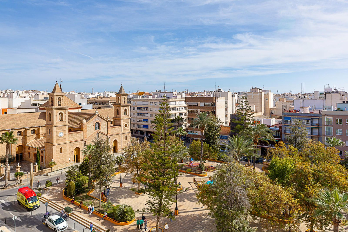 Property main view 33