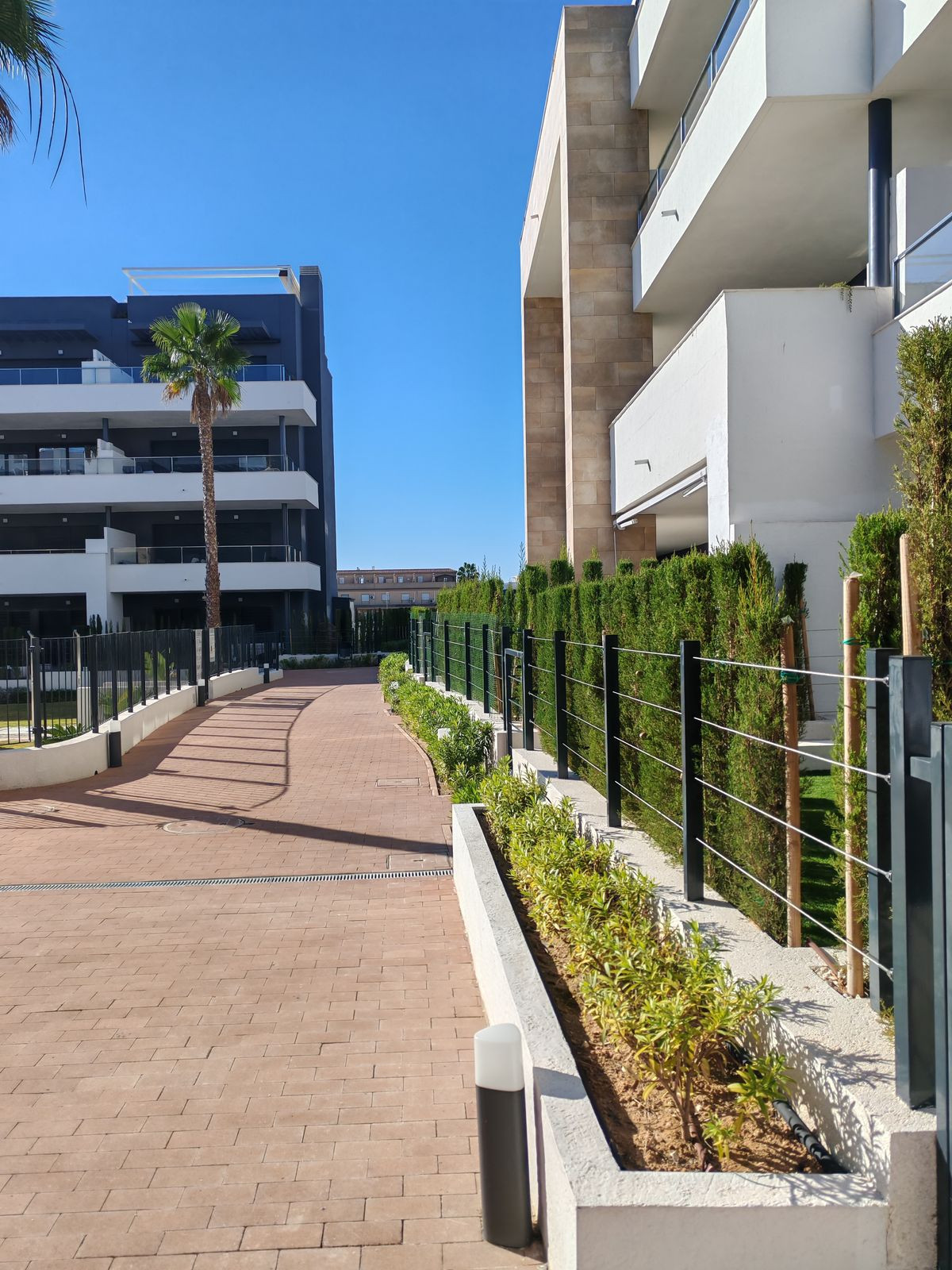 Property main view 64